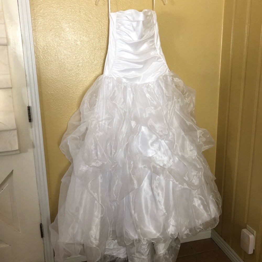 Jessica McClintock Wedding Gown
